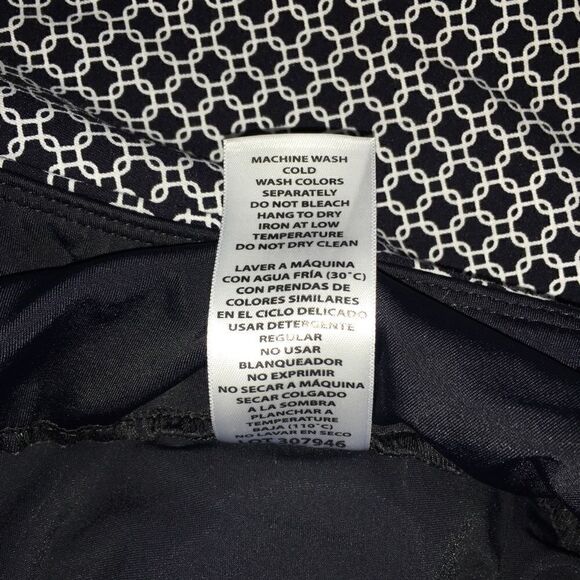 S.C.& Co.Black & White Skort Size Large Excellent Condition - Picture 6 of 6